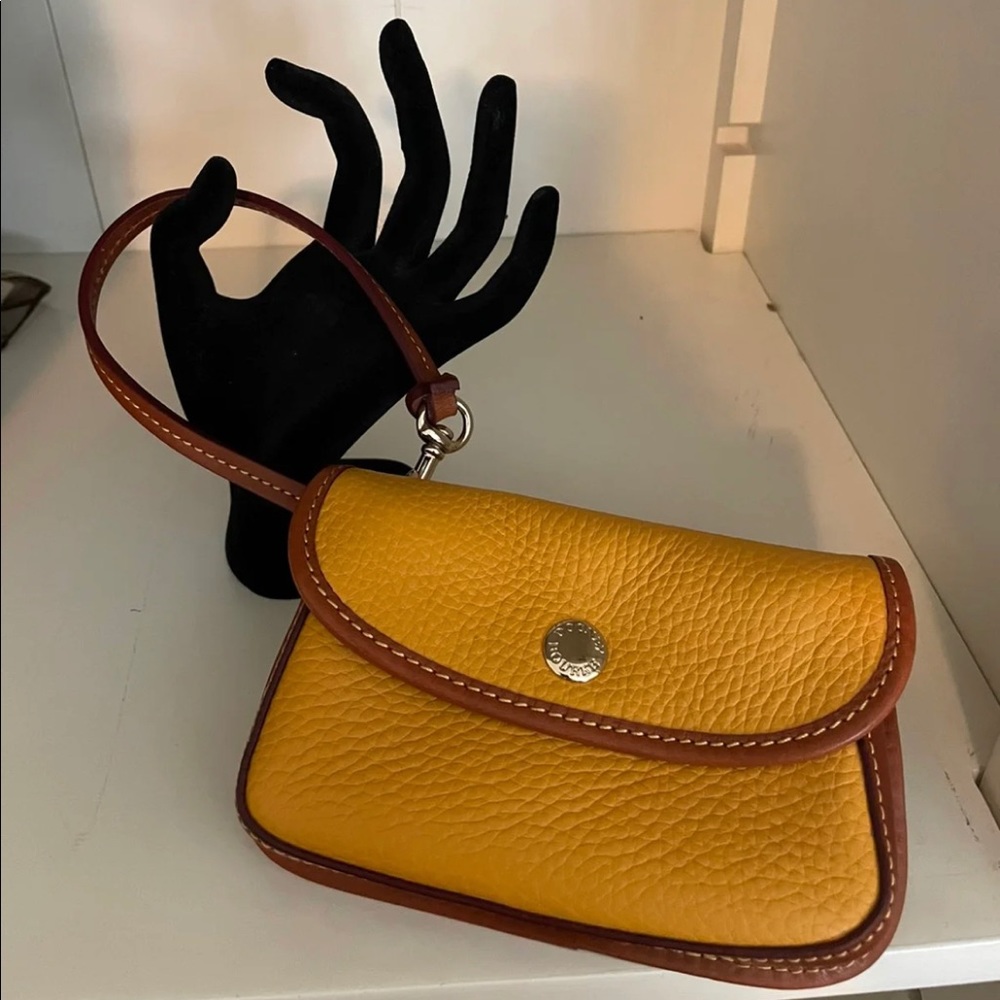 Dooney & Bourke pebble leather wristlet, NWOT
